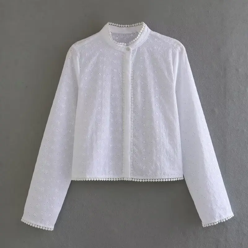 Women 2023 New Fashion Summer Hollow Embroidery Blouses Vintage Long Sleeve Button-up Female Shirts Chic Tops
Women 2023 New Fashion Summer Hollow Embroidery Blouses Vintage Long Sleeve Button-up Female Shirts Chic Tops