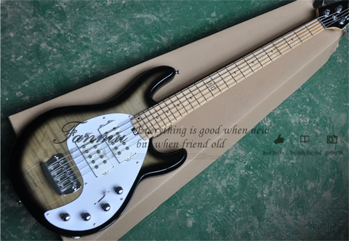 5-string electric bass guitar, clear black bass basswood body, maple fretboard, maple head, chrome bridge
5-string electric bass guitar, clear black bass basswood body, maple fretboard, maple head, chrome bridge
