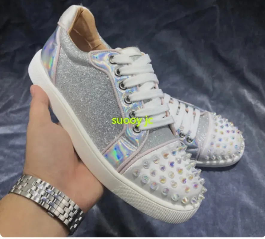 

New Sliver Sequin Casual Men's Shoes Patchwork Shiny Lace Up Colorful Spikes Studded Head Low Top Leisure Style Flats Shoes Men