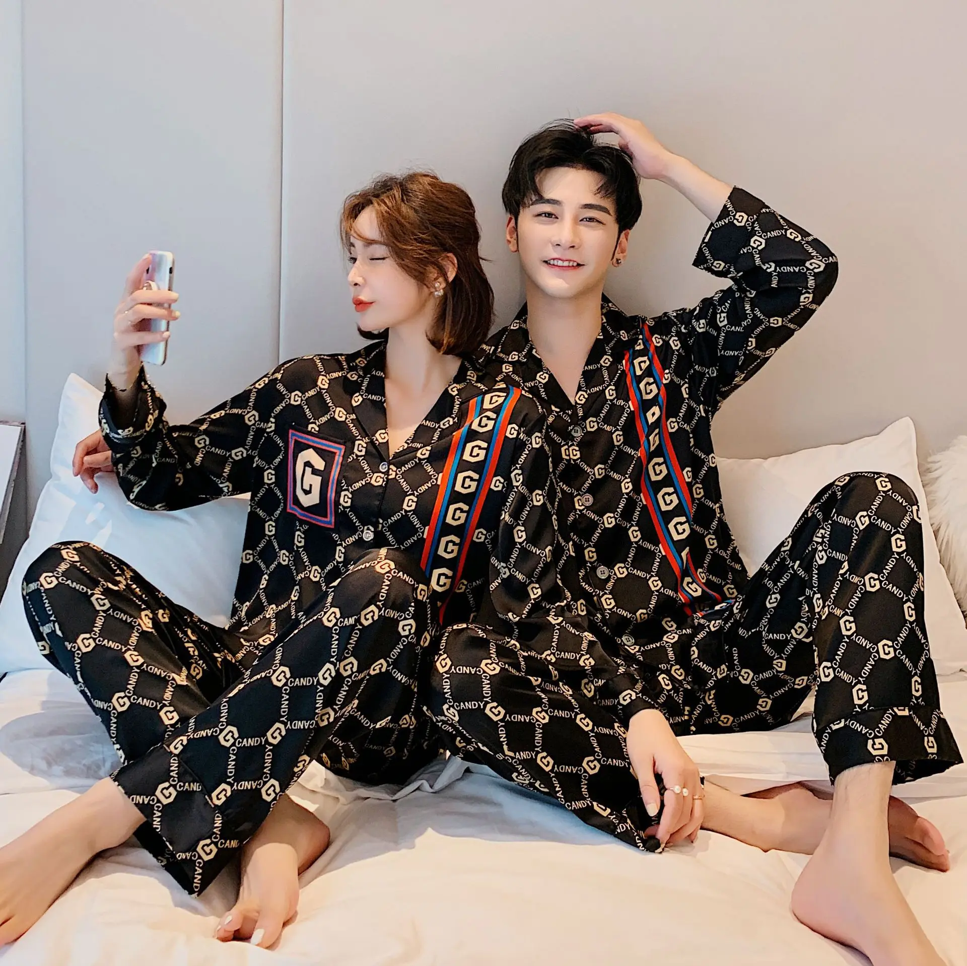 2023 New Ice Silk Spring Summer Women's Pajamas Set Solid Long Sleeve Top and Pants Suit Casual Pjs Lounge Sets Home Wear Outfit
2023 New Ice Silk Spring Summer Women's Pajamas Set Solid Long Sleeve Top and Pants Suit Casual Pjs Lounge Sets Home Wear Outfit