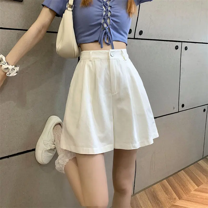 Korean Style Wide Leg Shorts Women 2023 Summer Loose High Waist Short Pants Woman Back Elastic All Match Shorts Female 
Korean Style Wide Leg Shorts Women 2023 Summer Loose High Waist Short Pants Woman Back Elastic All Match Shorts Female