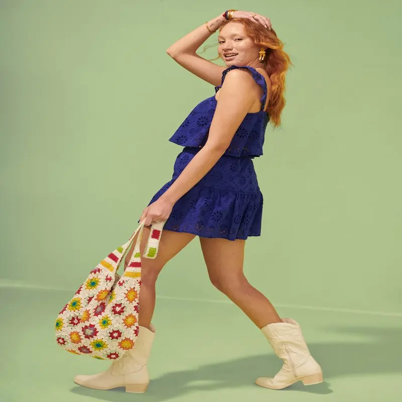 Gorgeous Off-White Strawberry Festival Crochet Hobo Bag: Fabulous Design for Outstanding Women.
Gorgeous Off-White Strawberry Festival Crochet Hobo Bag: Fabulous Design for Outstanding Women.