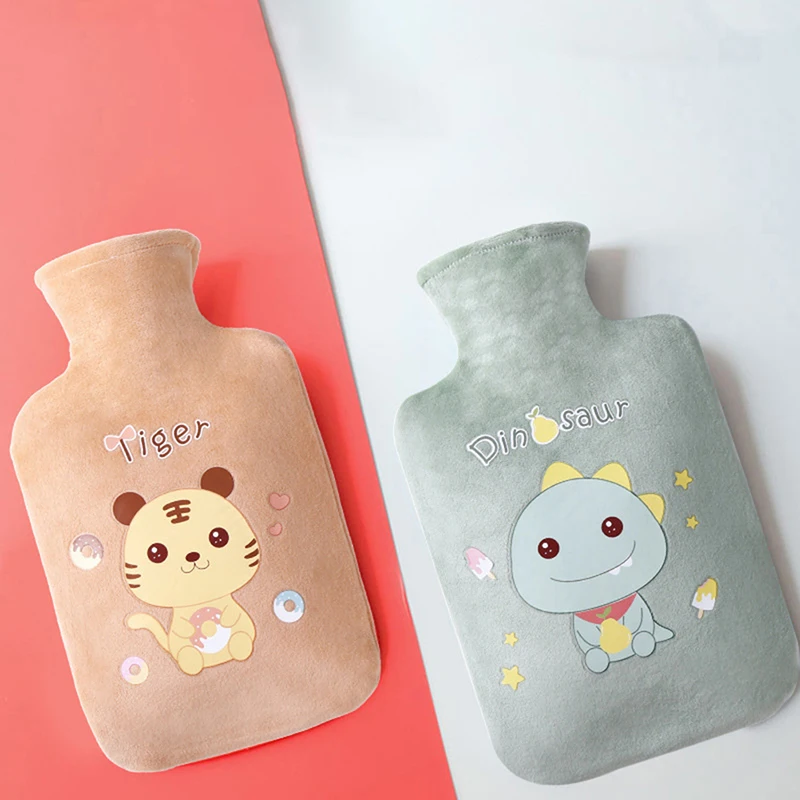 1 шт. Милая мультяшная бутылка для воды для рук, горячая мини-модель, обогреватель для рук для девочек, карманные сумки для рук с горячей водо... 
1 шт. Милая мультяшная бутылка для воды для рук, горячая мини-модель, обогреватель для рук для девочек, карманные сумки для рук с горячей водо...
