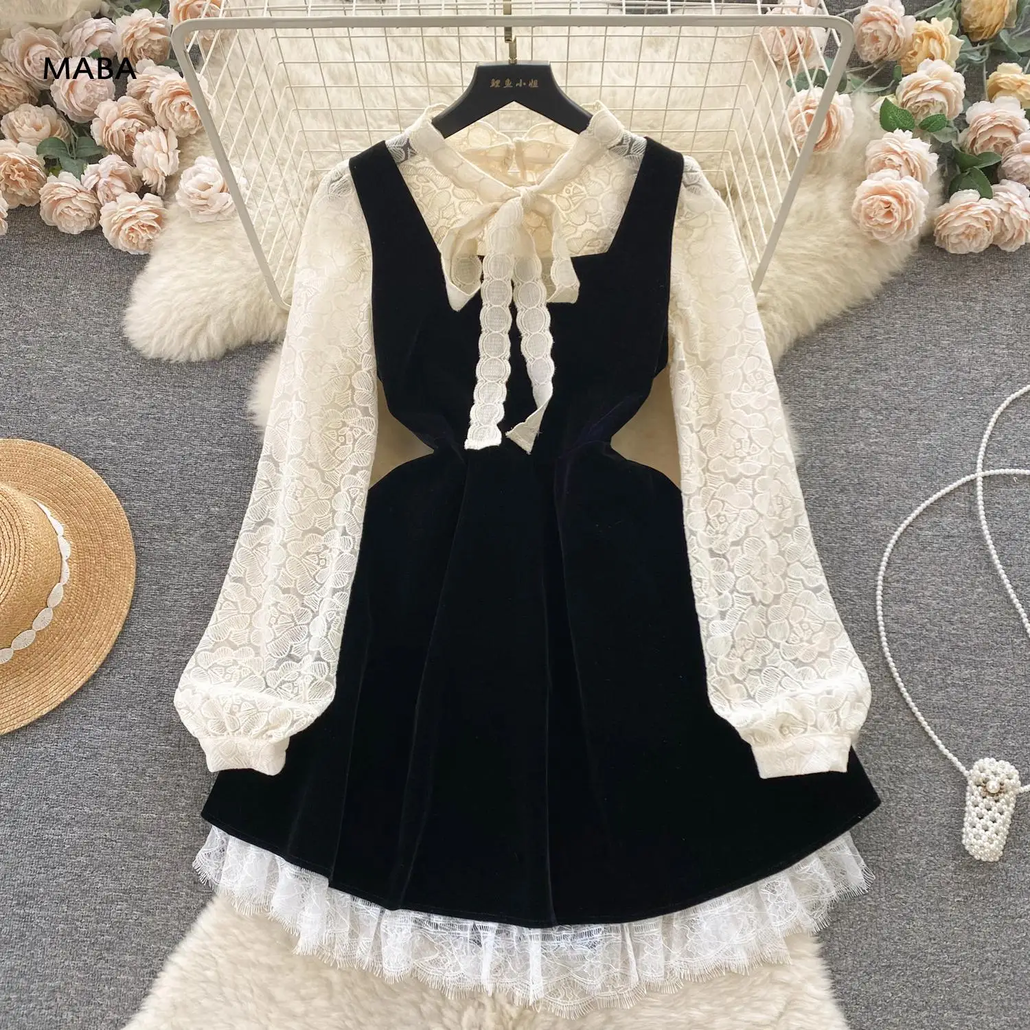 Autumn Winter Sweet Lace Shirt Top And Velvet Strap Short Dress Two Piece Set Women Japanese Soft Sister Cute Lolita Dress 2023
Autumn Winter Sweet Lace Shirt Top And Velvet Strap Short Dress Two Piece Set Women Japanese Soft Sister Cute Lolita Dress 2023