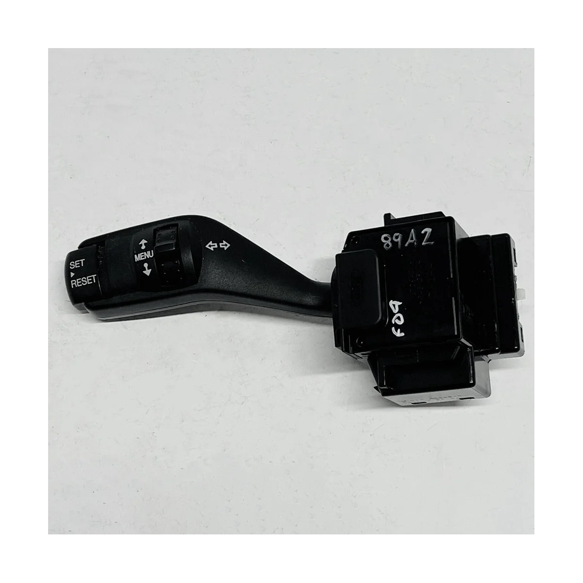 4M5T-13335- Headlight Fog Light Control Flashing Switch for Focus MK2 Kuga I Classic 2005-2014 Turn Signal Switch
4M5T-13335- Headlight Fog Light Control Flashing Switch for Focus MK2 Kuga I Classic 2005-2014 Turn Signal Switch