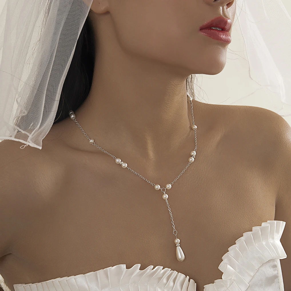 Elegant Kpop Baroque Irregular Pearl Pendant Necklace for Women Wedding Bride Simple Sweet Bead Chain Choker Aesthetic Jewelry
Elegant Kpop Baroque Irregular Pearl Pendant Necklace for Women Wedding Bride Simple Sweet Bead Chain Choker Aesthetic Jewelry