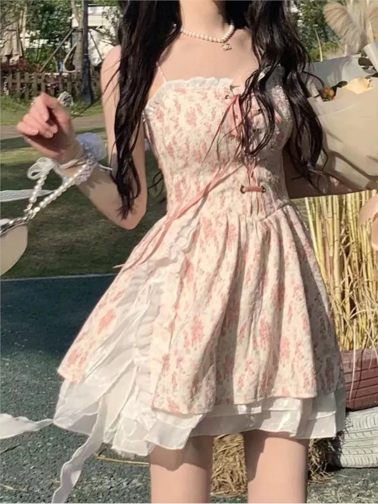 Милое цветочное мини-платье на шнуровке, женское сказочное платье на тонких бретелях, милое облегающее цельнокроеное платье с рисунком на день рождения Y2K
Милое цветочное мини-платье на шнуровке, женское сказочное платье на тонких бретелях, милое облегающее цельнокроеное платье с рисунком на день рождения Y2K