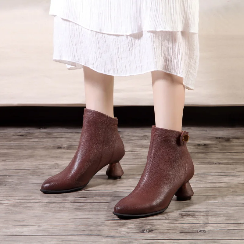 P17 2023 New Hot High Quality Women Skateboarding Shoes Outdoor Sports Sneakers Skateboarding Shoes Eur 36-40 
P17 2023 New Hot High Quality Women Skateboarding Shoes Outdoor Sports Sneakers Skateboarding Shoes Eur 36-40