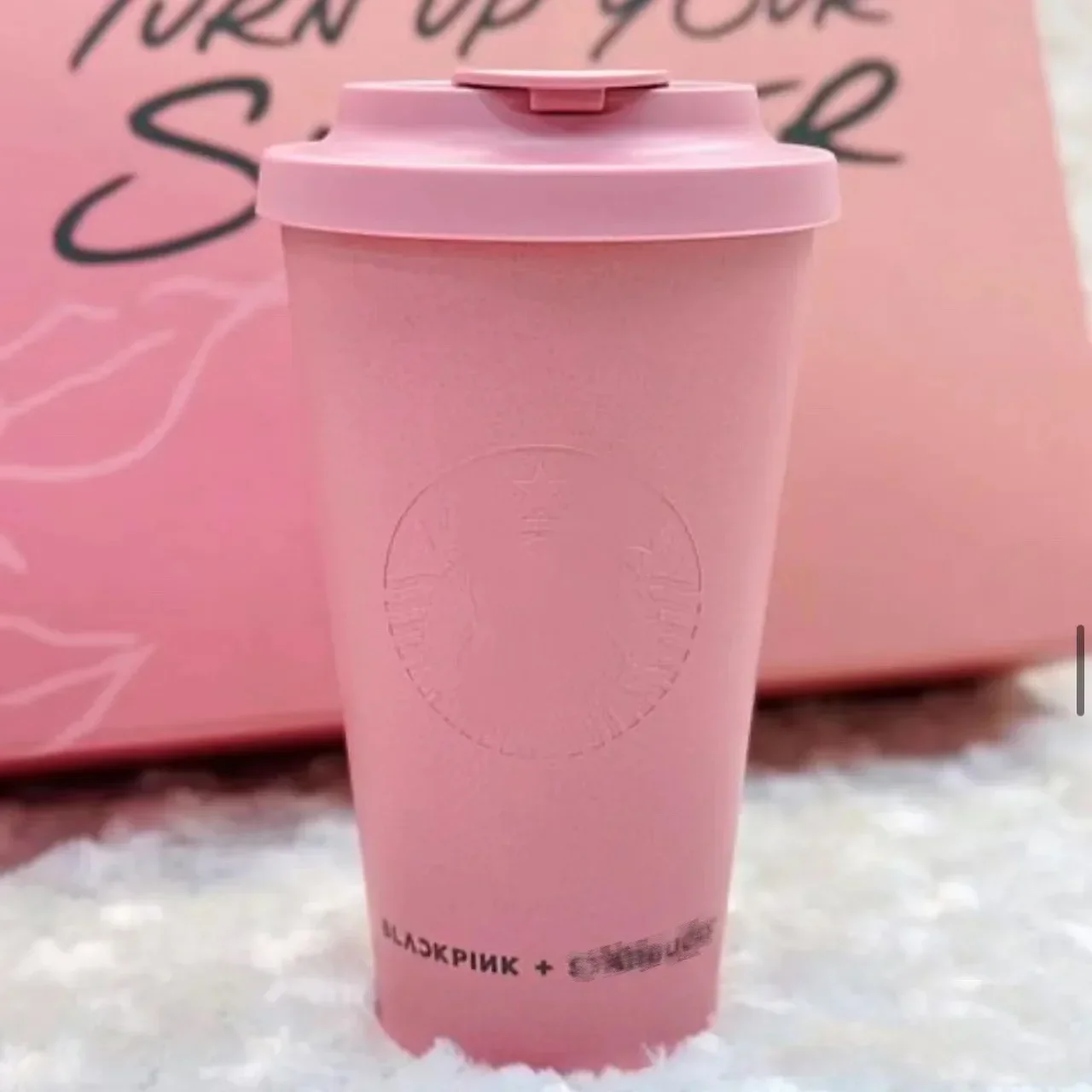 Water cup new straw cup rose the same thermos cup accompanying cup Pink star co-branded coffee cup high appearance level
Water cup new straw cup rose the same thermos cup accompanying cup Pink star co-branded coffee cup high appearance level