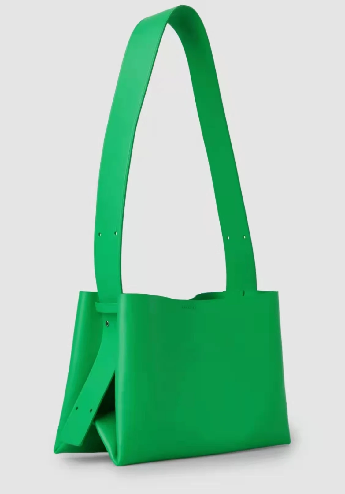 Small leather ladies small geometric single shoulder 2022 autumn and winter new horizontal green leather tote bag
Small leather ladies small geometric single shoulder 2022 autumn and winter new horizontal green leather tote bag