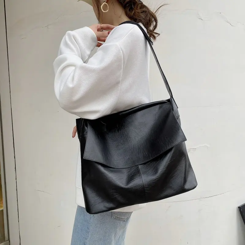 Women Hobo Bags 2022 New Trend High Quality Soft Leather Messenger Bag Fashion Black Shoulder Bag Ladies Large Capacity Tote Sac
Women Hobo Bags 2022 New Trend High Quality Soft Leather Messenger Bag Fashion Black Shoulder Bag Ladies Large Capacity Tote Sac