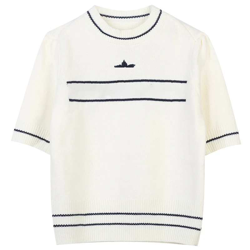 Трикотажный шерстяной свитер с коротким рукавом, с круглым вырезом 
Трикотажный шерстяной свитер с коротким рукавом, с круглым вырезом