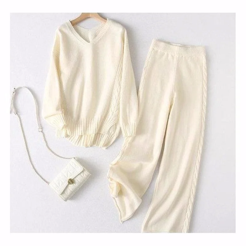 Pullover Sweater set female Autumn V-neck front short back long sleeve v neck casual two piece of pullover sweater female tops
Pullover Sweater set female Autumn V-neck front short back long sleeve v neck casual two piece of pullover sweater female tops