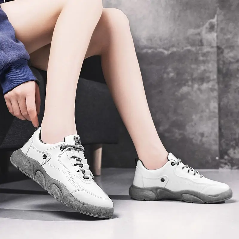 casual White women's sneakers original brand Female running sneakers Women platform sport shoes sports and walking
casual White women's sneakers original brand Female running sneakers Women platform sport shoes sports and walking