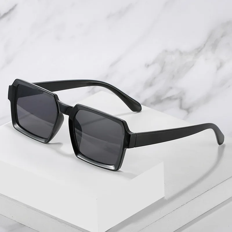Colorful Small Square Frame Sunglasses For Women Men Luxury Design Car Driving Pink Black Sun Glasses Trend Male Female Eyewear
Colorful Small Square Frame Sunglasses For Women Men Luxury Design Car Driving Pink Black Sun Glasses Trend Male Female Eyewear