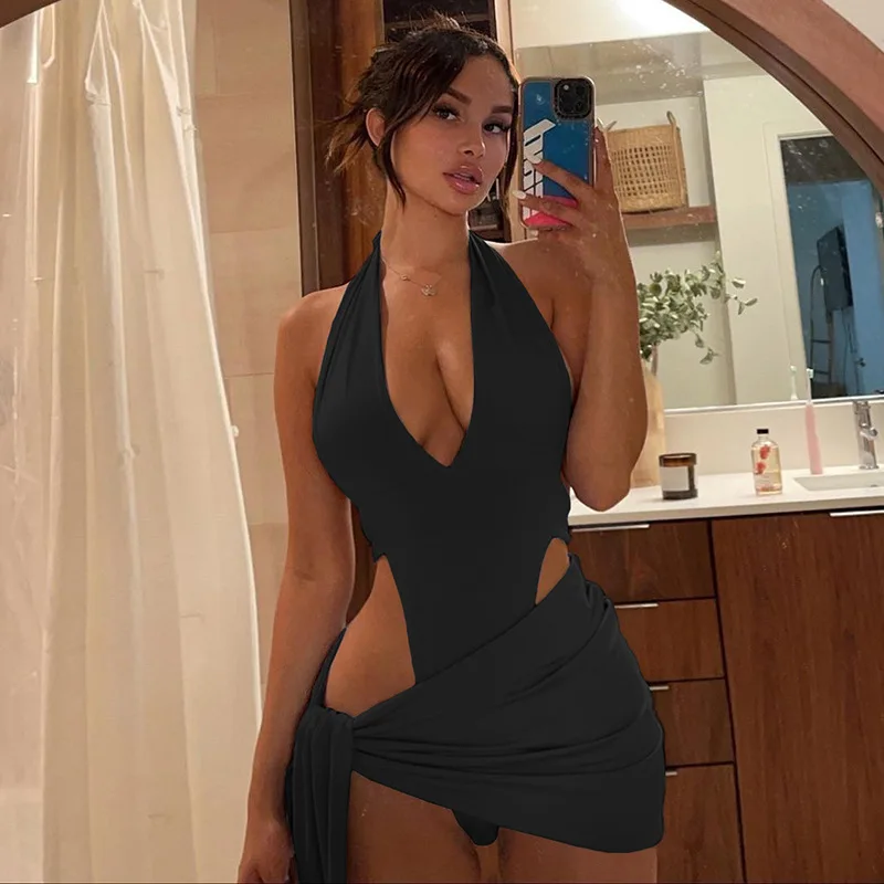 INS Two Piece Sets Halter Top and Skirt Backless Sexy V Backless Hip Skirt Suit Summer Partywear Hollow Out Ruched Women Set New
INS Two Piece Sets Halter Top and Skirt Backless Sexy V Backless Hip Skirt Suit Summer Partywear Hollow Out Ruched Women Set New