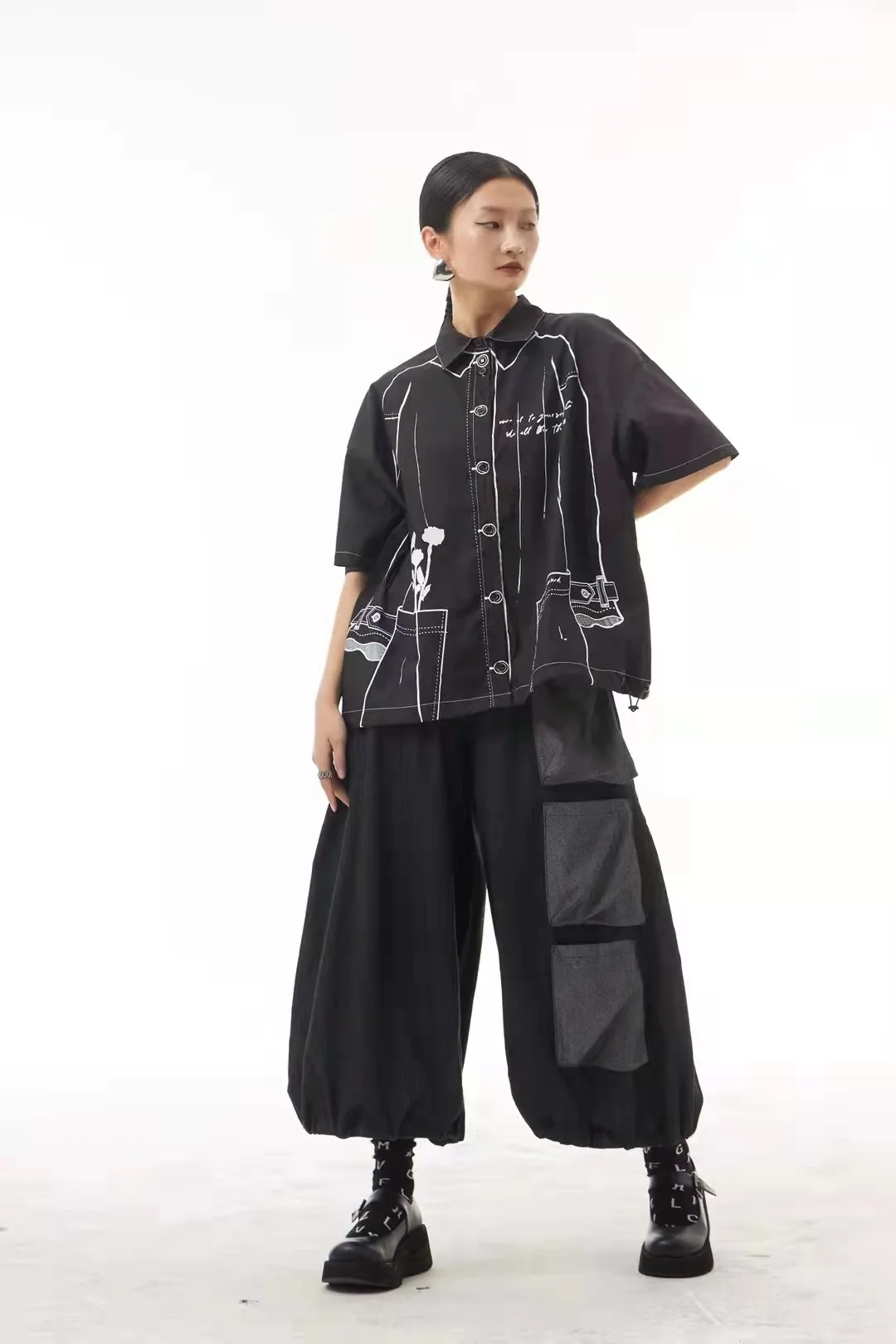 SuperAen 2022 Summer Simple Top Turn-down Collar Short Print Casual Women Shirts
SuperAen 2022 Summer Simple Top Turn-down Collar Short Print Casual Women Shirts