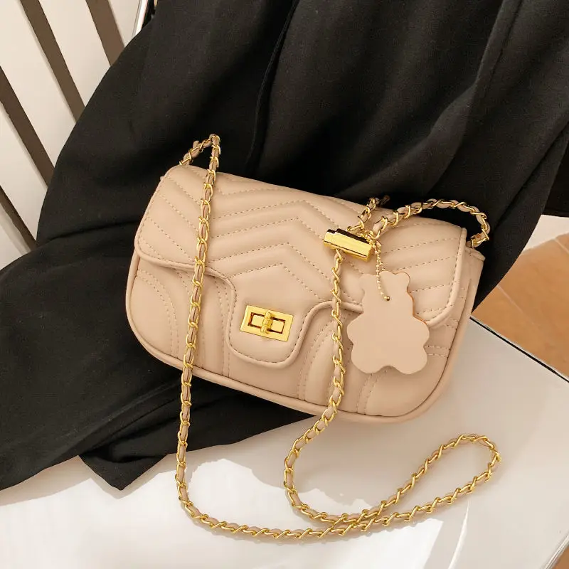 Fashion Women's Tote Luxury Designer Handbags Female 2022 Summer Small Square Underarm Bag High Quality Brand One Shoulder Bags
Fashion Women's Tote Luxury Designer Handbags Female 2022 Summer Small Square Underarm Bag High Quality Brand One Shoulder Bags