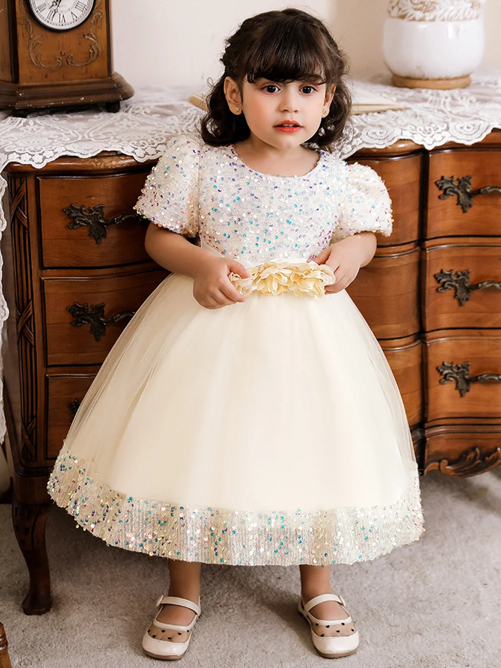 Gardenwed Sequins Baby Girl Dressss Puffy A Line Flower Girl Dress Baby First Communion Dresses Shiny Ball Gown 
Gardenwed Sequins Baby Girl Dressss Puffy A Line Flower Girl Dress Baby First Communion Dresses Shiny Ball Gown