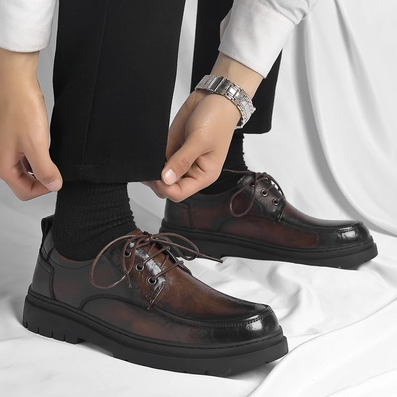 Мужские классические кожаные туфли, Классические деловые классические туфли на толстой подошве, Удобные оксфорды на шнуровке ручной работы, новинка 2023
Мужские классические кожаные туфли, Классические деловые классические туфли на толстой подошве, Удобные оксфорды на шнуровке ручной работы, новинка 2023