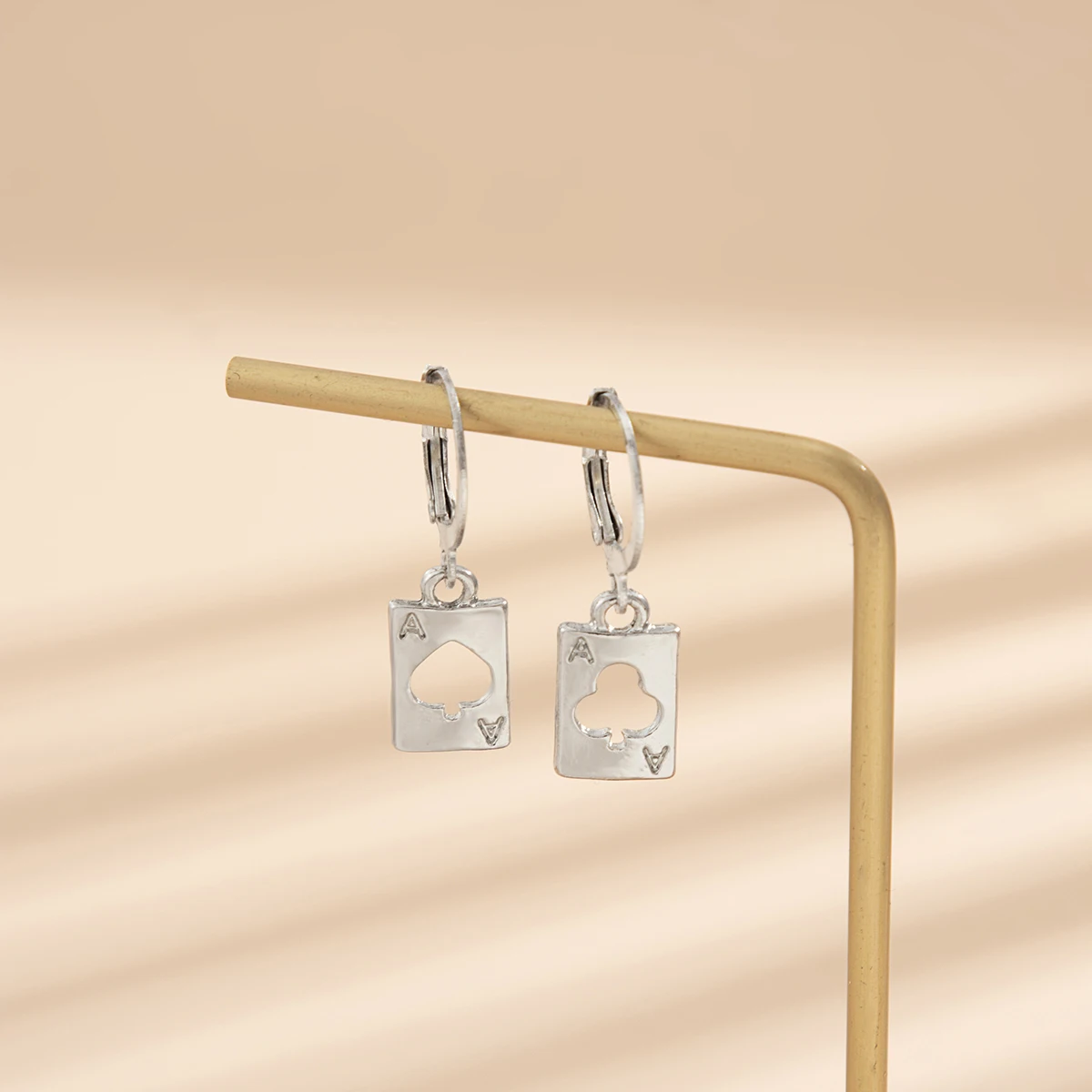 Vintage Hip Hop Geometric Asymmetric Drop Dangle Earrings For Women/Men Round Piercing Ear Kpop Jewelry Party Gift Accessories
Vintage Hip Hop Geometric Asymmetric Drop Dangle Earrings For Women/Men Round Piercing Ear Kpop Jewelry Party Gift Accessories