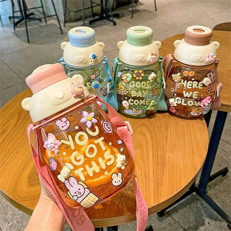 1300ML Large-capacity Straw Water Bottle For Drinking Big Belly Cup Outdoor Sports Straw Cup Kids Student Portable Water Cup
1300ML Large-capacity Straw Water Bottle For Drinking Big Belly Cup Outdoor Sports Straw Cup Kids Student Portable Water Cup