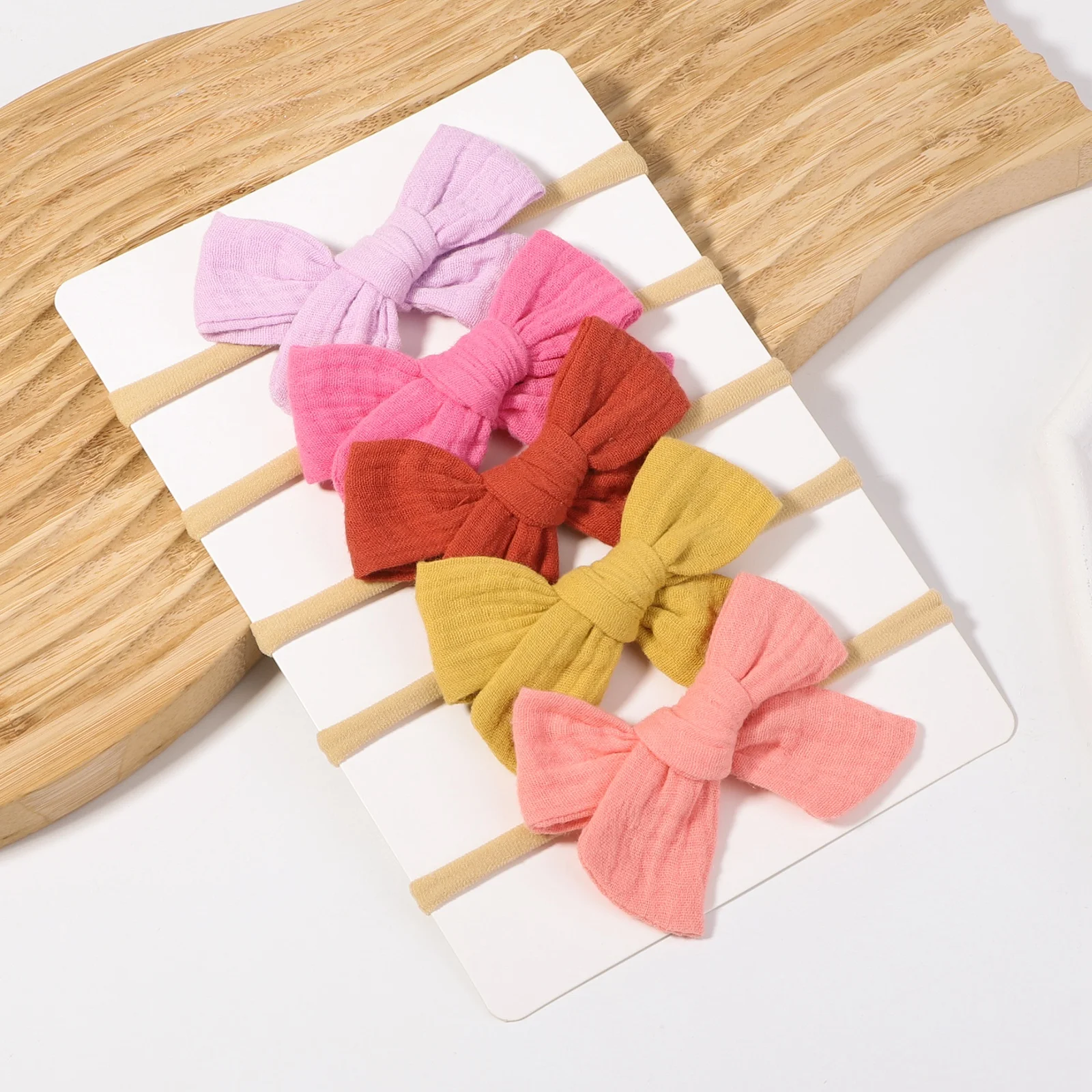 Ободок для волос женский однотонный, эластичная нейлоновая повязка на голову, аксессуар на голову, 1 шт.
Ободок для волос женский однотонный, эластичная нейлоновая повязка на голову, аксессуар на голову, 1 шт.