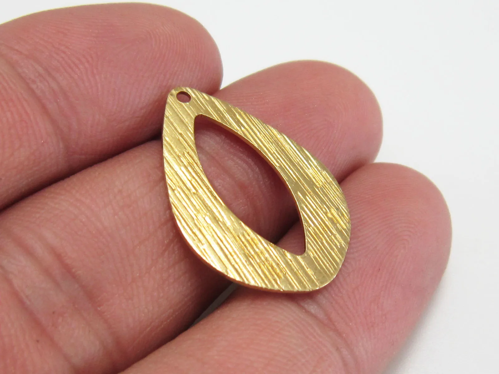 

20pcs Brass charms 25.5x18mm Textured drop Raw brass earrings findings pendant -R763