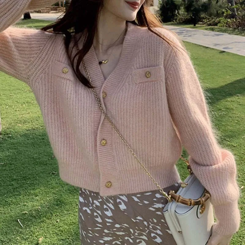 Slim Sweater Short Coat Women's Top Cardigan Mujer Gilet Femme Spring Autumn 2022 New V-neck Knitted Cardigan Women's
Slim Sweater Short Coat Women's Top Cardigan Mujer Gilet Femme Spring Autumn 2022 New V-neck Knitted Cardigan Women's