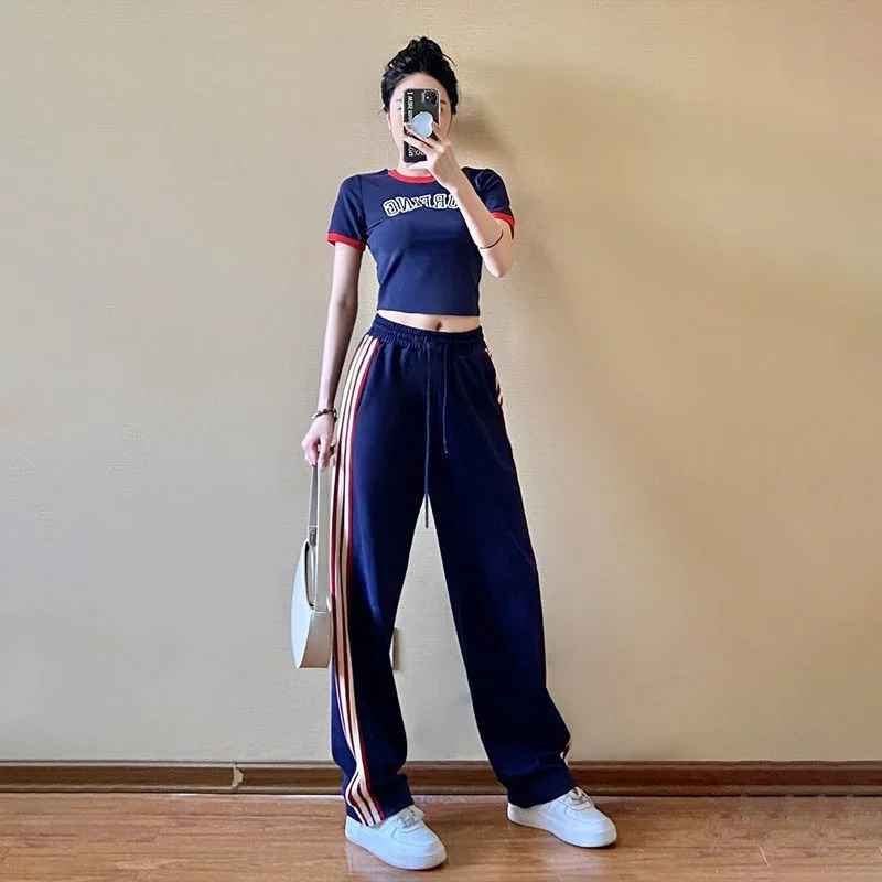 Fashion Sports Suit Female Summer 2023 All-match Slim Short-sleeved Letter T-shirt Casual Wide-leg Pants Two-piece Set
Fashion Sports Suit Female Summer 2023 All-match Slim Short-sleeved Letter T-shirt Casual Wide-leg Pants Two-piece Set