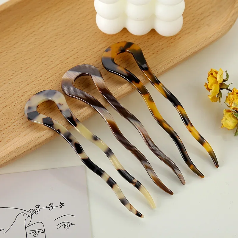 Acetic acid board hairpin, retro headwear, women's hair accessories, hairpin
Acetic acid board hairpin, retro headwear, women's hair accessories, hairpin