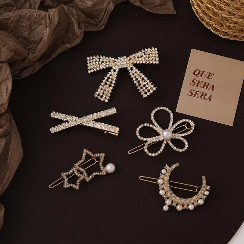 5pcs/set Rhinestone Pearl Bow Star Hair Clip Side Clip for Women Girls Headband Hairpins Barrettes Ins Froral Hair Accessories
5pcs/set Rhinestone Pearl Bow Star Hair Clip Side Clip for Women Girls Headband Hairpins Barrettes Ins Froral Hair Accessories