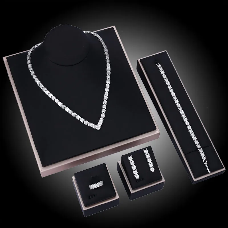 Simple Design 4pcs Women Wedding Bridal Jewelry Set Full Cubic Zirconia Earrings Necklace Beacelet Ring Dubai Bride Accessories
Simple Design 4pcs Women Wedding Bridal Jewelry Set Full Cubic Zirconia Earrings Necklace Beacelet Ring Dubai Bride Accessories