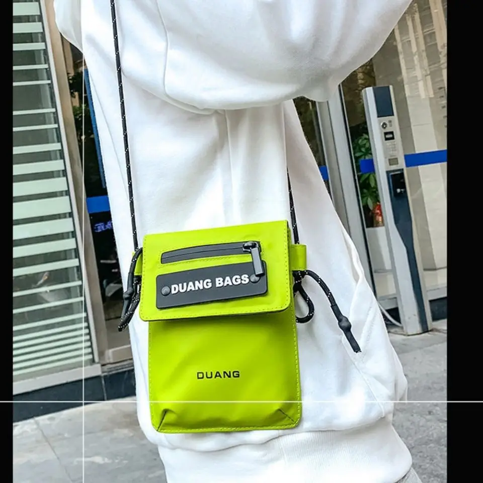 Unisex Fashion Shoulder Messenger Bags Trend Small Bag Casual Multi-function Mobile Phone Pack Women Street Style Hip Hop Pouch
Unisex Fashion Shoulder Messenger Bags Trend Small Bag Casual Multi-function Mobile Phone Pack Women Street Style Hip Hop Pouch