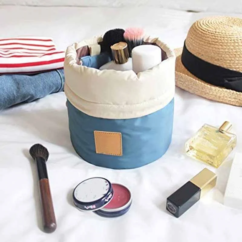 Cosmetic Bag Hot Sale Fashion Round Waterproof Makeup Bag Travel MakeUp Organizer Female Storage Toiletry Kit Case Lady Box
Cosmetic Bag Hot Sale Fashion Round Waterproof Makeup Bag Travel MakeUp Organizer Female Storage Toiletry Kit Case Lady Box