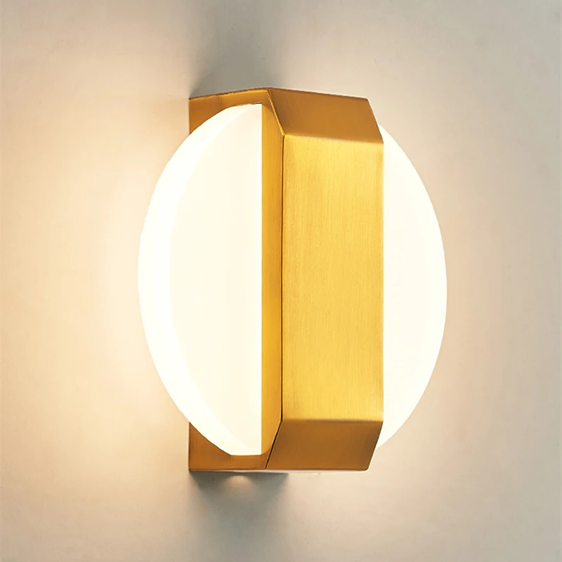 Nordic Golden LED Wall Light Indoor Decoration Sconce Light Aisle Proch Lamp Indoor Lights Fixtures For Parlour Bedroom Dining
Nordic Golden LED Wall Light Indoor Decoration Sconce Light Aisle Proch Lamp Indoor Lights Fixtures For Parlour Bedroom Dining