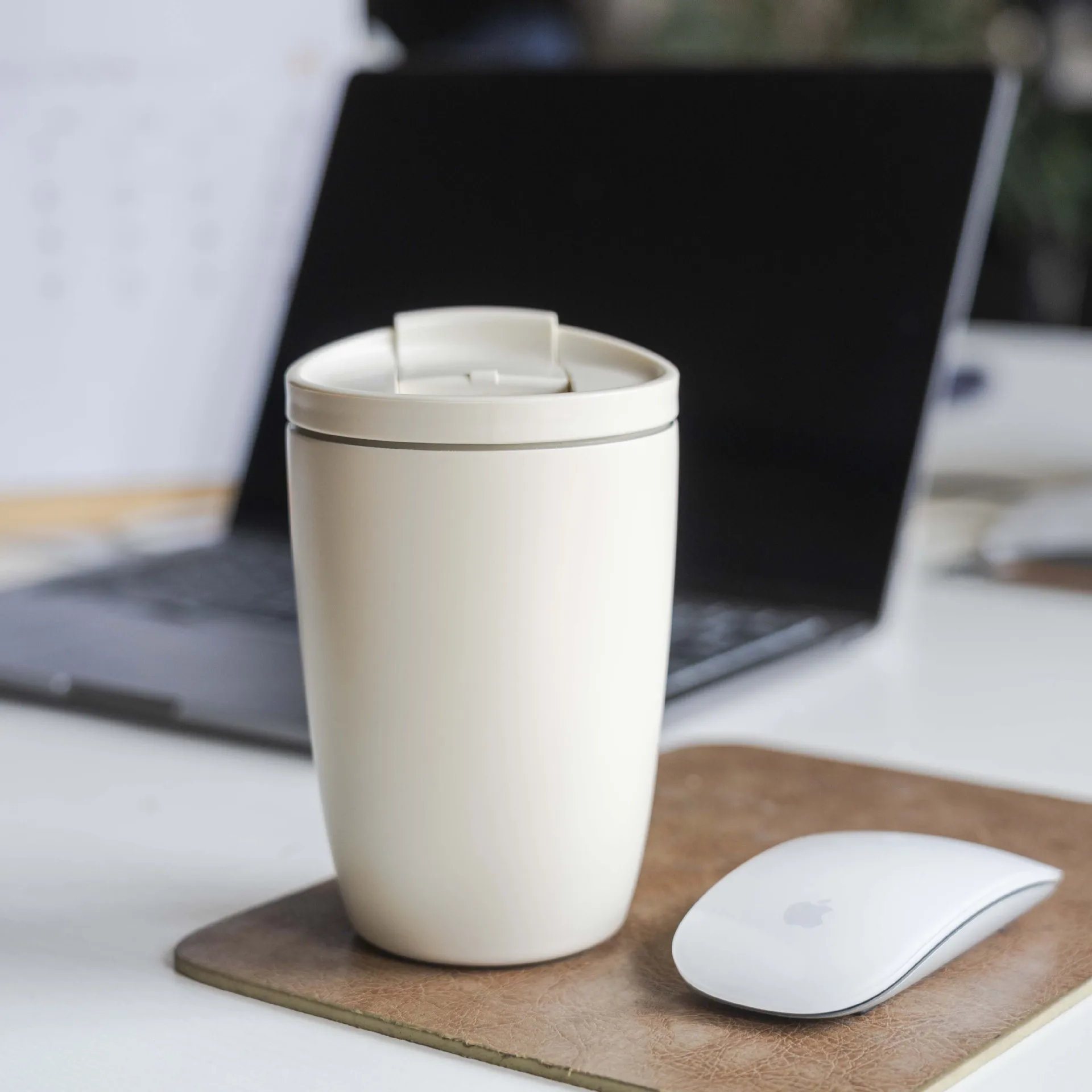 304 stainless steel smart coffee cup home portable temperature display digital thermos cup business office water cup
304 stainless steel smart coffee cup home portable temperature display digital thermos cup business office water cup