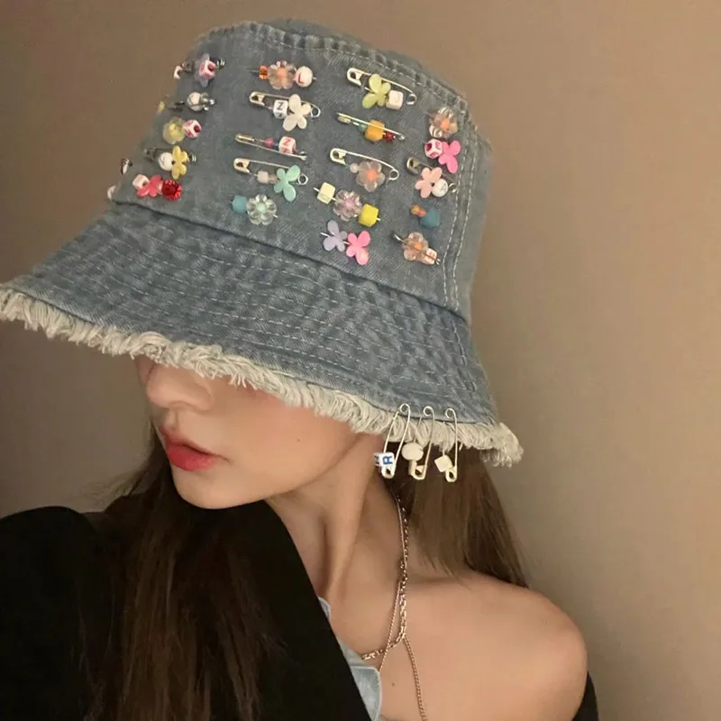 Spring and Summer Denim Bucket Hat Travel Sun-Proof Sun Hat Versatile Casual Flat Top Bucket Hat Pin Hat for Women
Spring and Summer Denim Bucket Hat Travel Sun-Proof Sun Hat Versatile Casual Flat Top Bucket Hat Pin Hat for Women
