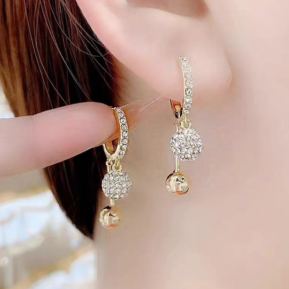 2022 New Design Rhinestone Ball Pendant Earrings Korean Fashion Accessories Party Luxury For Women's Jewelry Gift
2022 New Design Rhinestone Ball Pendant Earrings Korean Fashion Accessories Party Luxury For Women's Jewelry Gift