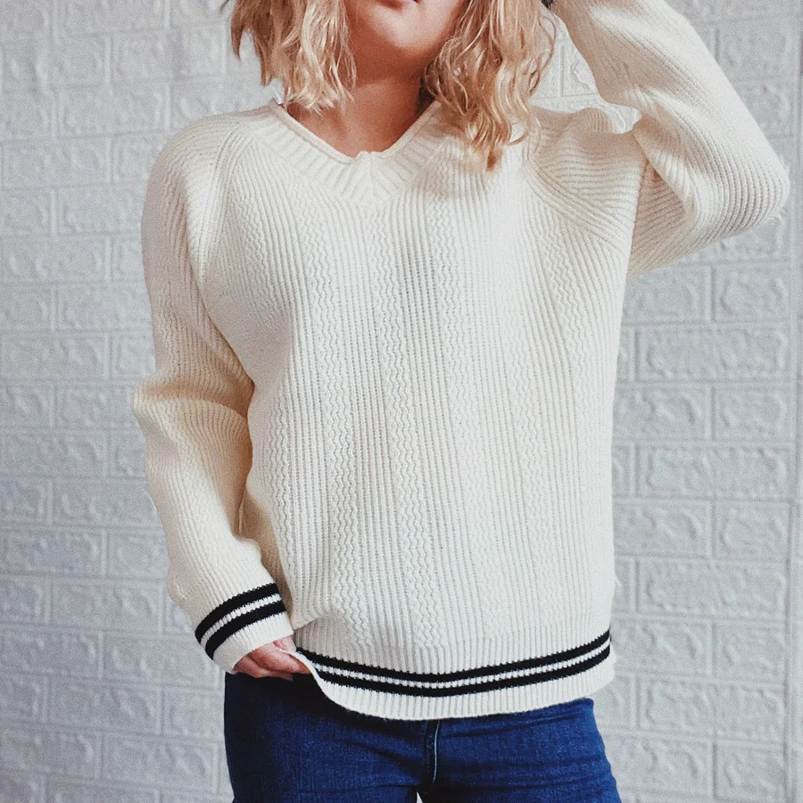OMCHION Poleras Mujer 2022 New Women's V-Neck Long Sleeve Sweater and Pullover Casual Loose Knit Solid Soft Jumper Chic Knitwear
OMCHION Poleras Mujer 2022 New Women's V-Neck Long Sleeve Sweater and Pullover Casual Loose Knit Solid Soft Jumper Chic Knitwear