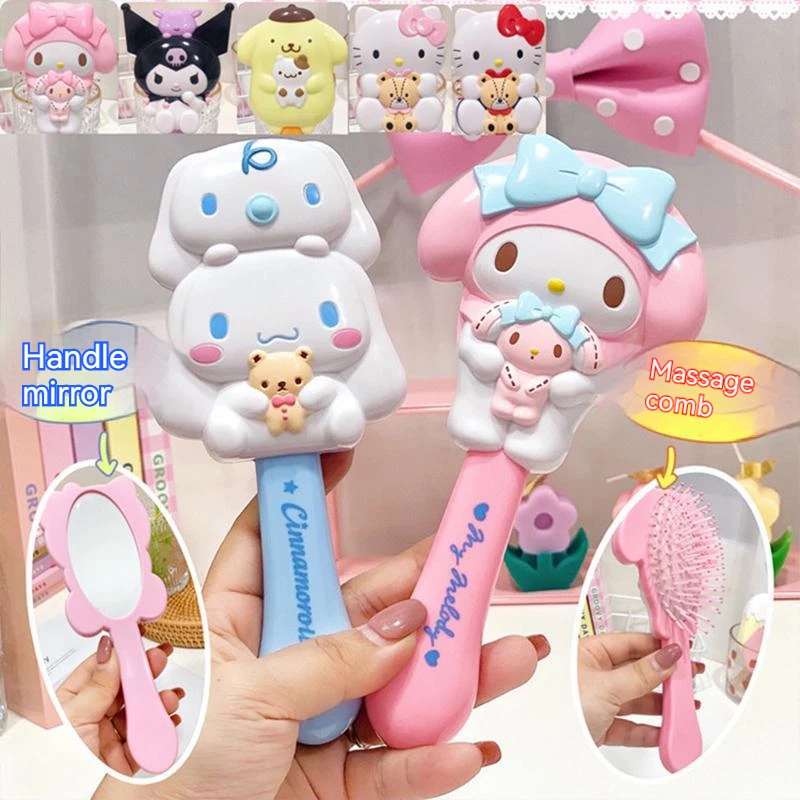 Sanrio Kulomi новая портативная массажная подушка безопасности Расческа Милая мультяшная ученическая ручка зеркало для макияжа для девочек подарок на день рождения для девочки
Sanrio Kulomi новая портативная массажная подушка безопасности Расческа Милая мультяшная ученическая ручка зеркало для макияжа для девочек подарок на день рождения для девочки