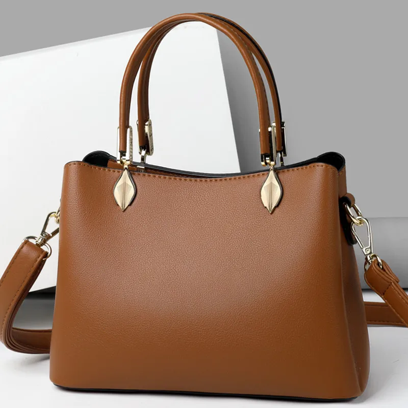 Women's Small Shoulder Bags Quality Soft Leather Crossbody Bag Solid Color Simple Handbag Lady Top Handle Designer Messenger Bag
Women's Small Shoulder Bags Quality Soft Leather Crossbody Bag Solid Color Simple Handbag Lady Top Handle Designer Messenger Bag