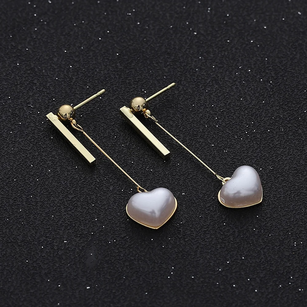 2022 Fashion Earrings for Women Luxury Pearl Love Heart Dangle Drop Earrings Gold Color Long Pendant Ear Ring Jewelry Wholesale
2022 Fashion Earrings for Women Luxury Pearl Love Heart Dangle Drop Earrings Gold Color Long Pendant Ear Ring Jewelry Wholesale