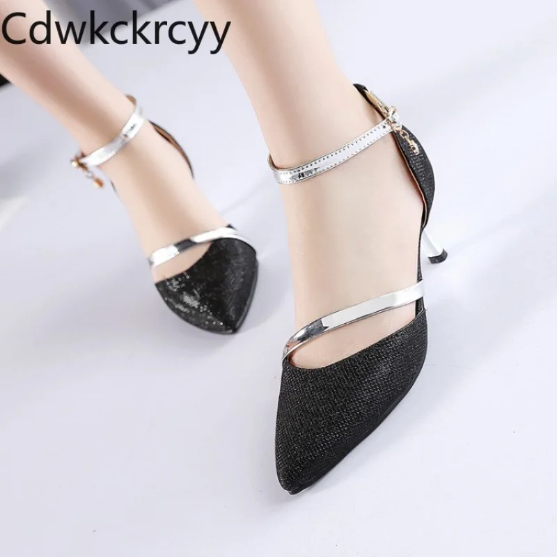 Женские туфли с блестками, туфли на высоком каблуке 5,5 см, размеры 34-46, весна-осень
Женские туфли с блестками, туфли на высоком каблуке 5,5 см, размеры 34-46, весна-осень