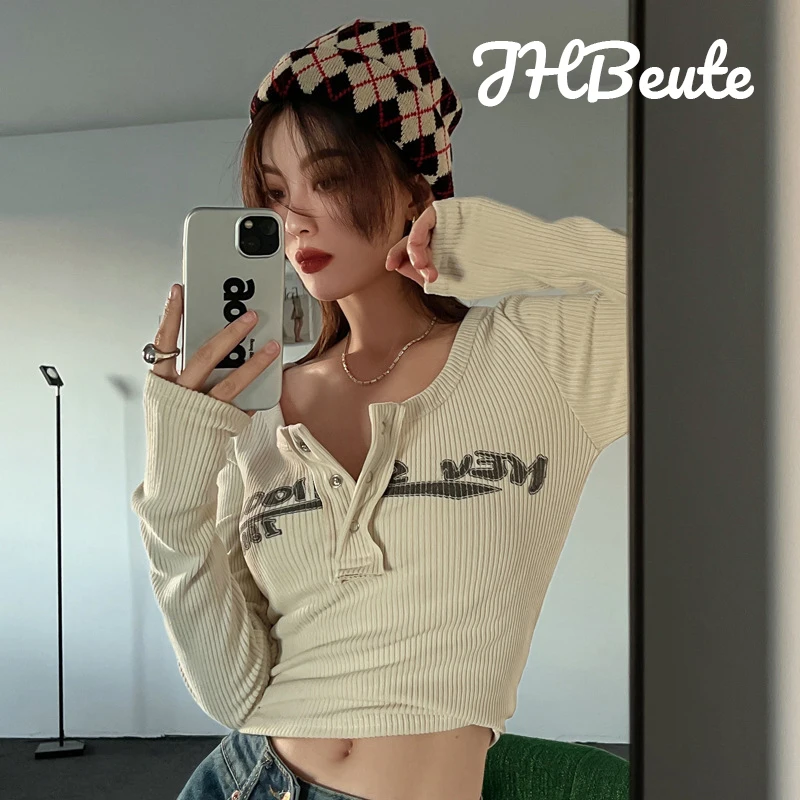 2022 New Retro Women Sexy Slim Crop T Shirt Graffiti Print Elastic Tops Ribbed Sexy Long Sleeve Vintage O-neck Grunge Korean Tee
2022 New Retro Women Sexy Slim Crop T Shirt Graffiti Print Elastic Tops Ribbed Sexy Long Sleeve Vintage O-neck Grunge Korean Tee
