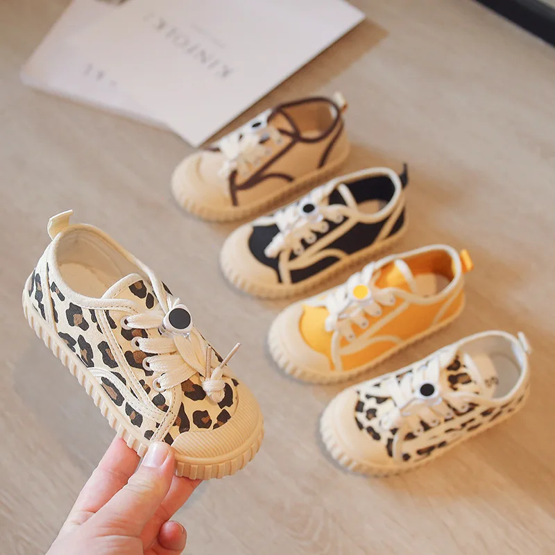 Kids Canvas Shoes Fashion Leopard Print Sneakers Autumn Toddler Baby Boy Girl Casual Shoes Lace-up Soft Bottom Flats Kids Shoes
Kids Canvas Shoes Fashion Leopard Print Sneakers Autumn Toddler Baby Boy Girl Casual Shoes Lace-up Soft Bottom Flats Kids Shoes