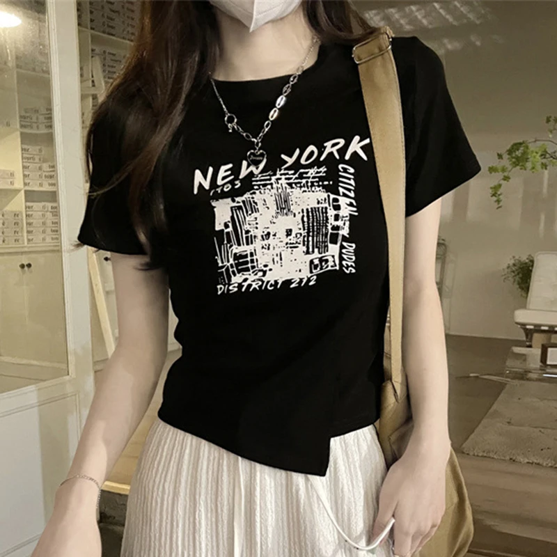 Women's Cropped T-shirt Summer Irregular Chic Short Sleeve Tops Streetwear Fashion Crop Top
Women's Cropped T-shirt Summer Irregular Chic Short Sleeve Tops Streetwear Fashion Crop Top