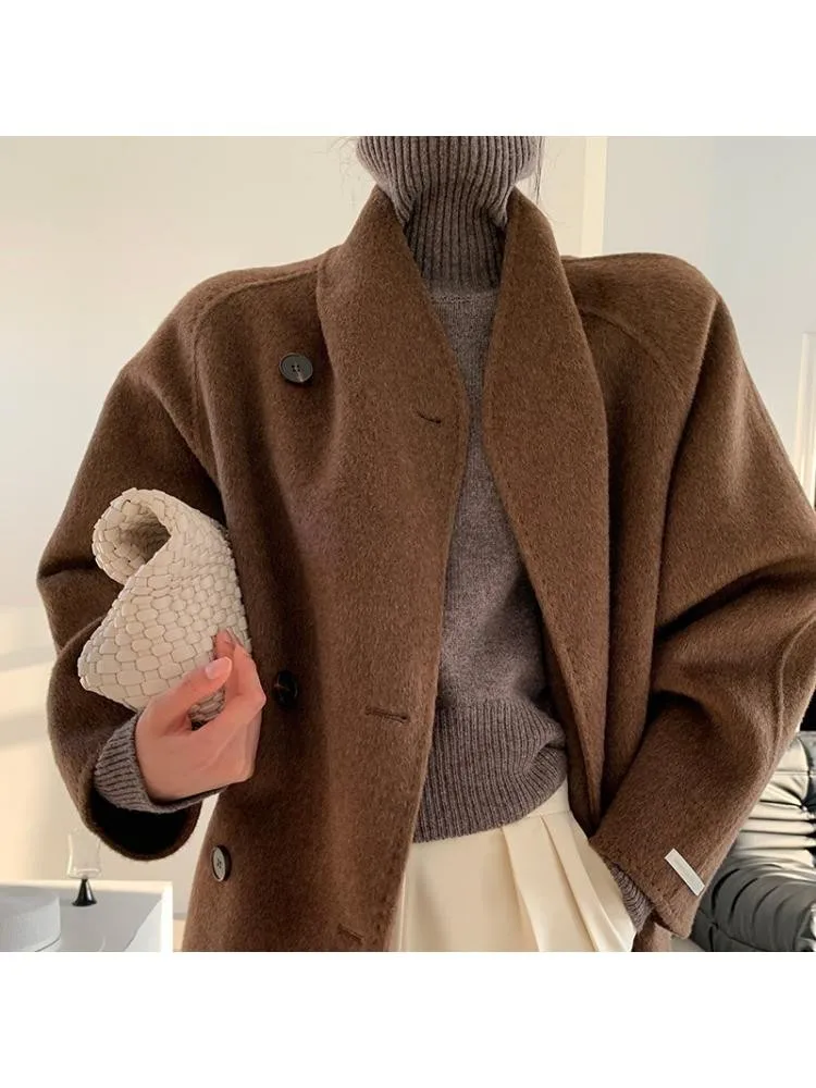 Женское двубортное пальто ручной работы, серое длинное шерстяное пальто, высококачественное Свободное пальто в Корейском стиле из 2022-ной ш...
Женское двубортное пальто ручной работы, серое длинное шерстяное пальто, высококачественное Свободное пальто в Корейском стиле из 2022-ной ш...