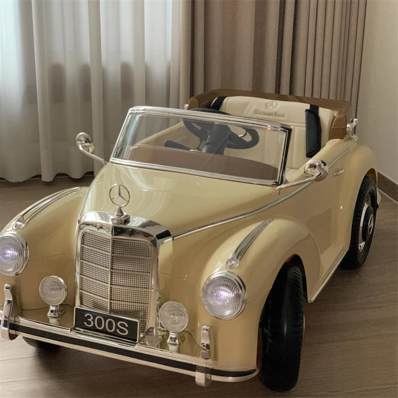 Children's electric scooter with four wheel remote control, children's toy car, baby rocking stroller, birthday gift
Children's electric scooter with four wheel remote control, children's toy car, baby rocking stroller, birthday gift