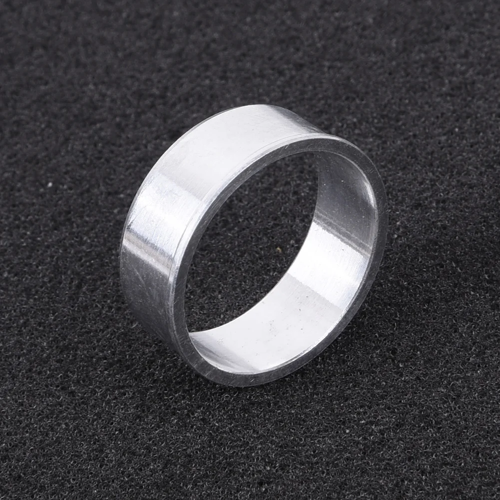 1PC Aluminum Alloy Silver Durable 24mm To 22mm BB/Bottom Bracket Adapter For Converter Bike Cycling Accessories
1PC Aluminum Alloy Silver Durable 24mm To 22mm BB/Bottom Bracket Adapter For Converter Bike Cycling Accessories